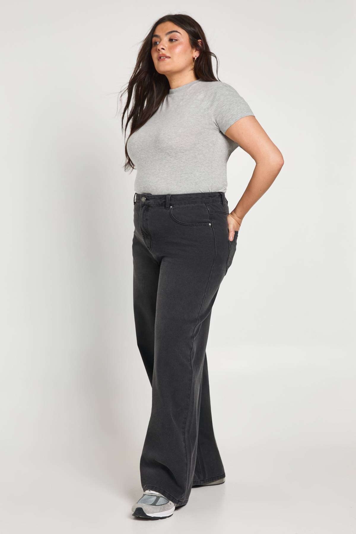 boohoo Jean Taille Haute Cintrée Coupe Ample Grande Taille Avec Ajusteur