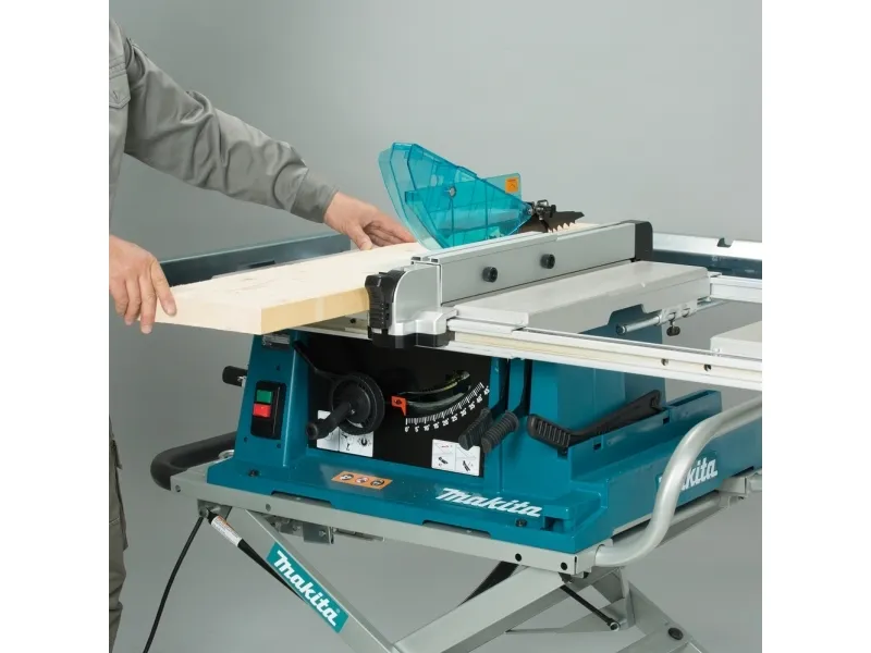 Makita 2704N - Bordsav - 1650 W - 260 mm