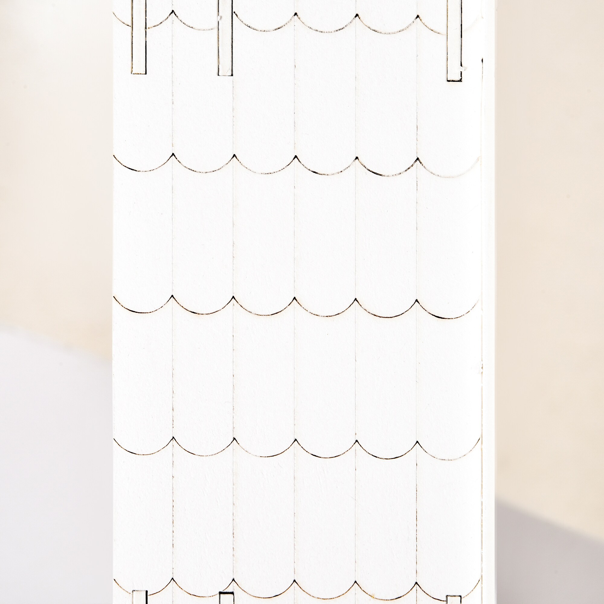 HOMCOM Adventskalender mit LED Lichtern und kleinem Dorf weiß 39B x 9T x 42H cm