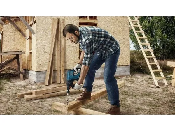 Bosch AKKUBOREHAMMER GBH 18V-21 SOLO L-BOXX - SOLO