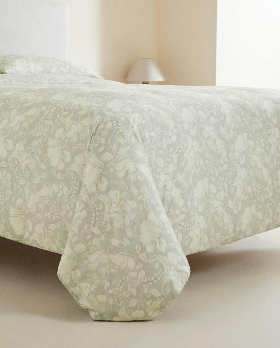 CAPA DE EDREDOM COM ESTAMPA FLORAL