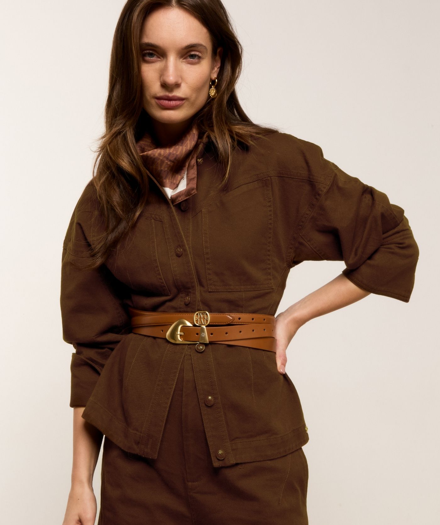 JV-NURA fitted blouse - brown