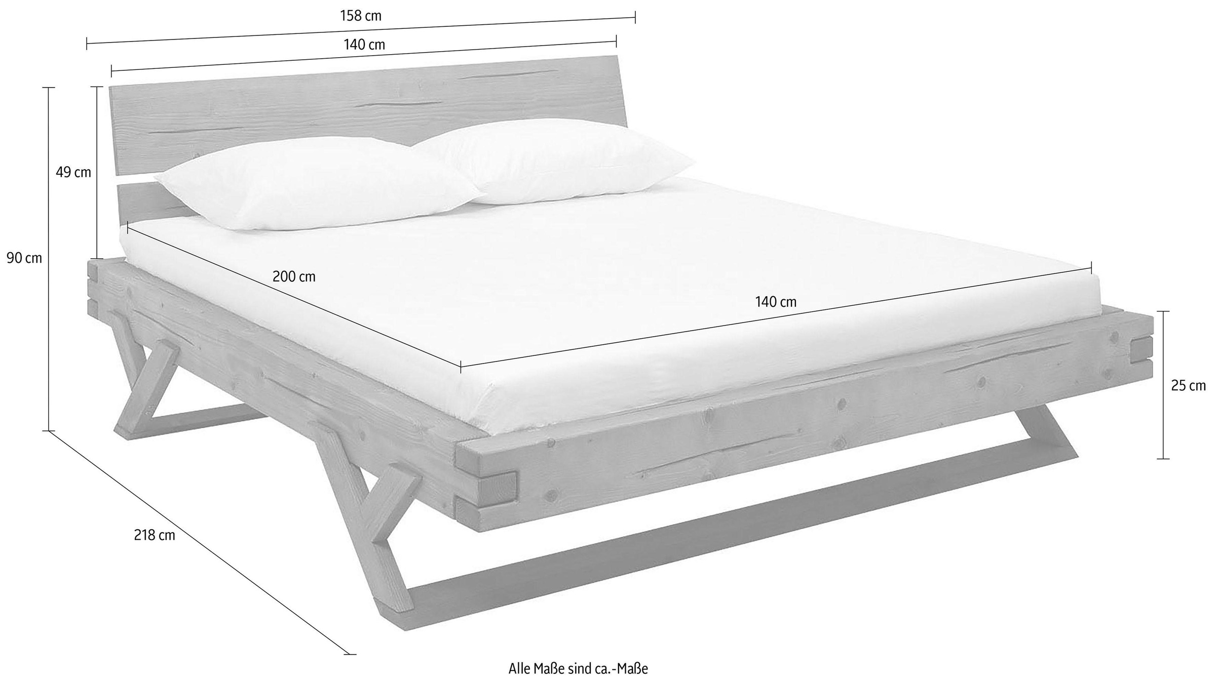 SalesFever Massivholzbett »Eik: Elegantes Bett aus Massivholz« Tradition trifft Moderne: Unikates Balkenbett mit Y-Füssen