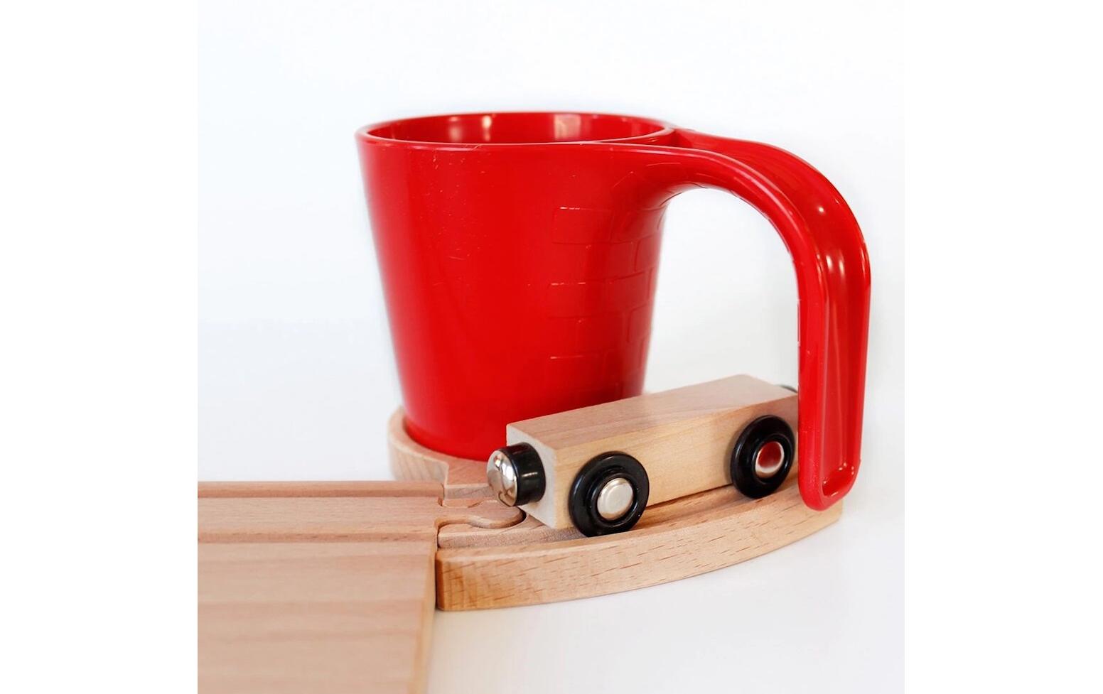 Eisenbahn Frühstücks-SetEisenbahn Frühstücks-Set mit rote Tasse-Tunnel, kompatibel mit Brio und Co.