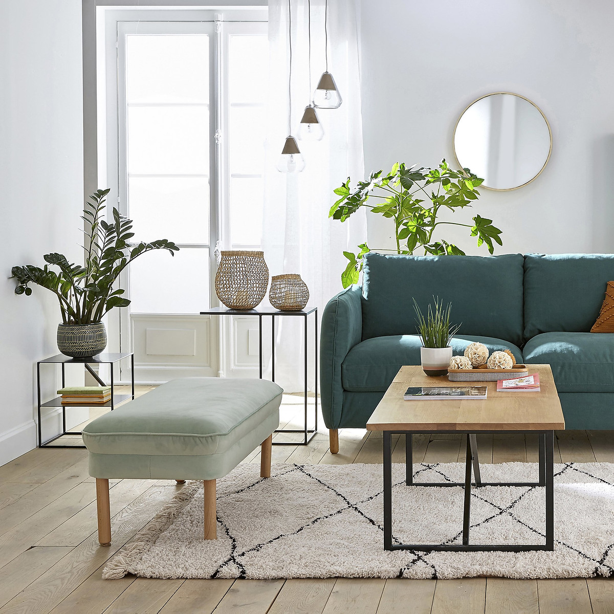 LA REDOUTE INTERIEURS<br>Mesa lateral em aço, Miva