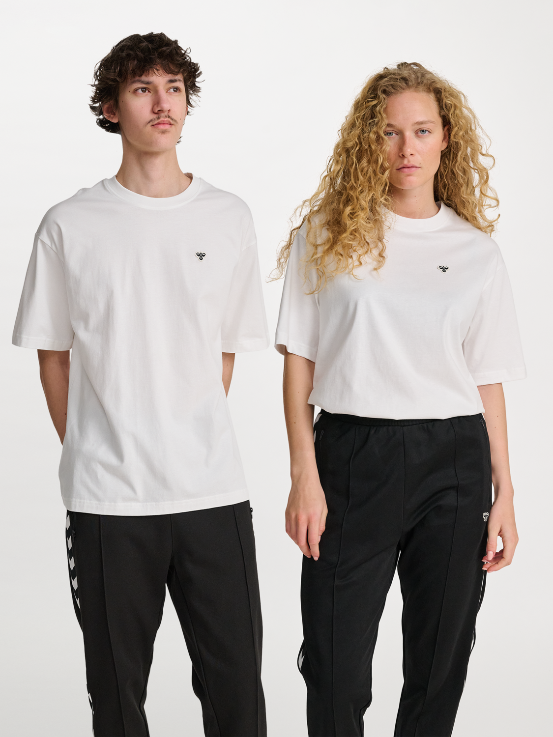 hmlLOOSE T-SHIRT BEE S/S