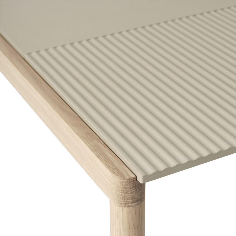 Muuto Couple salontafel 40x84 wavy eiken sand
