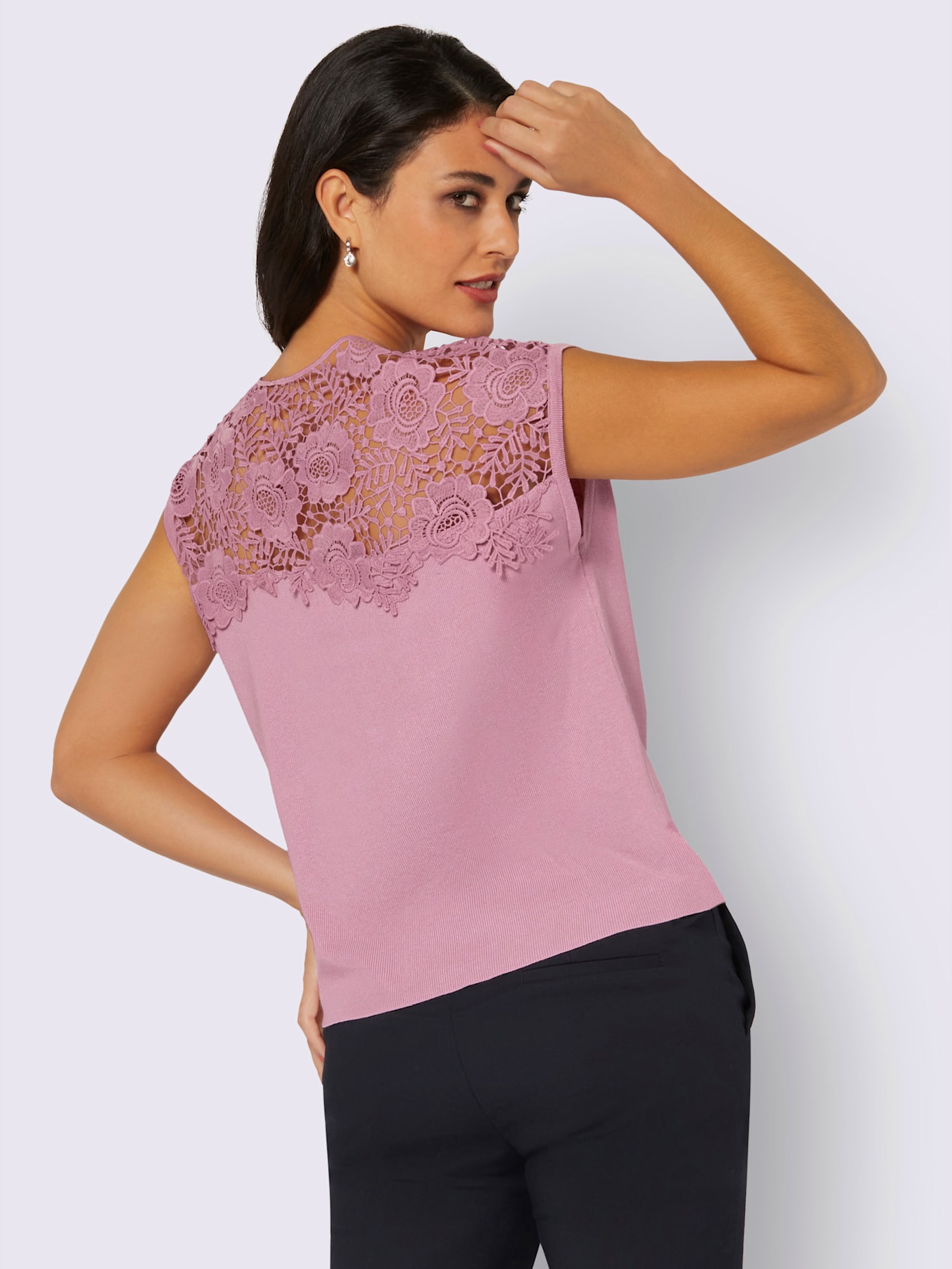Débardeur en tricot dentelle raffinée