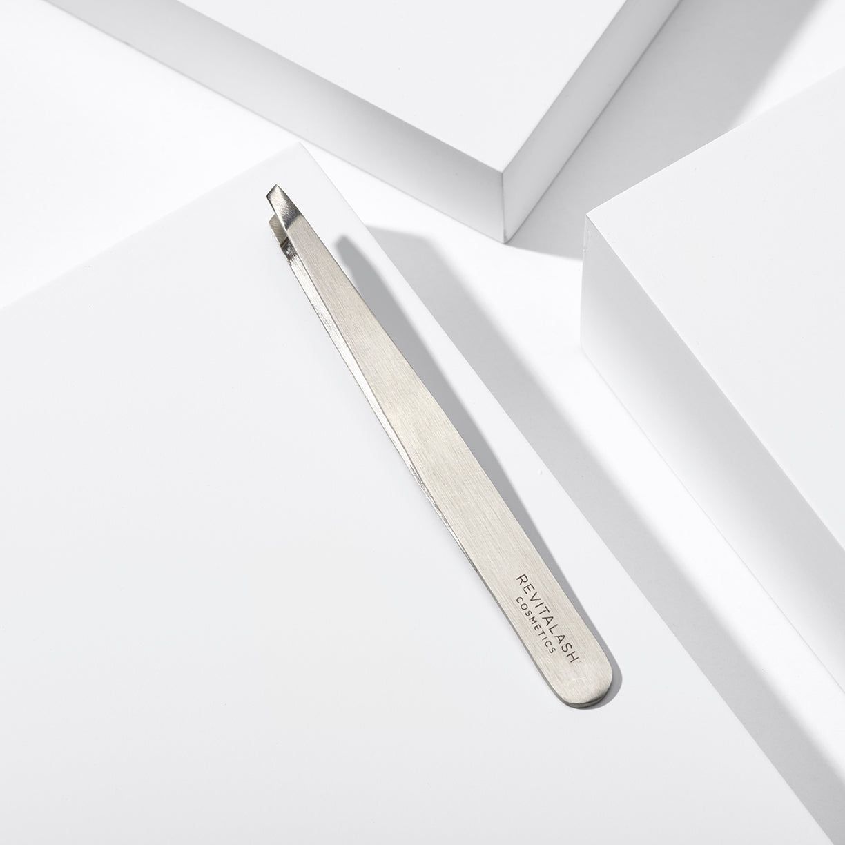 RevitaLash Precision Tweezer, Präzisionspinzette aus rost- und korrosionsbeständigem Stahl