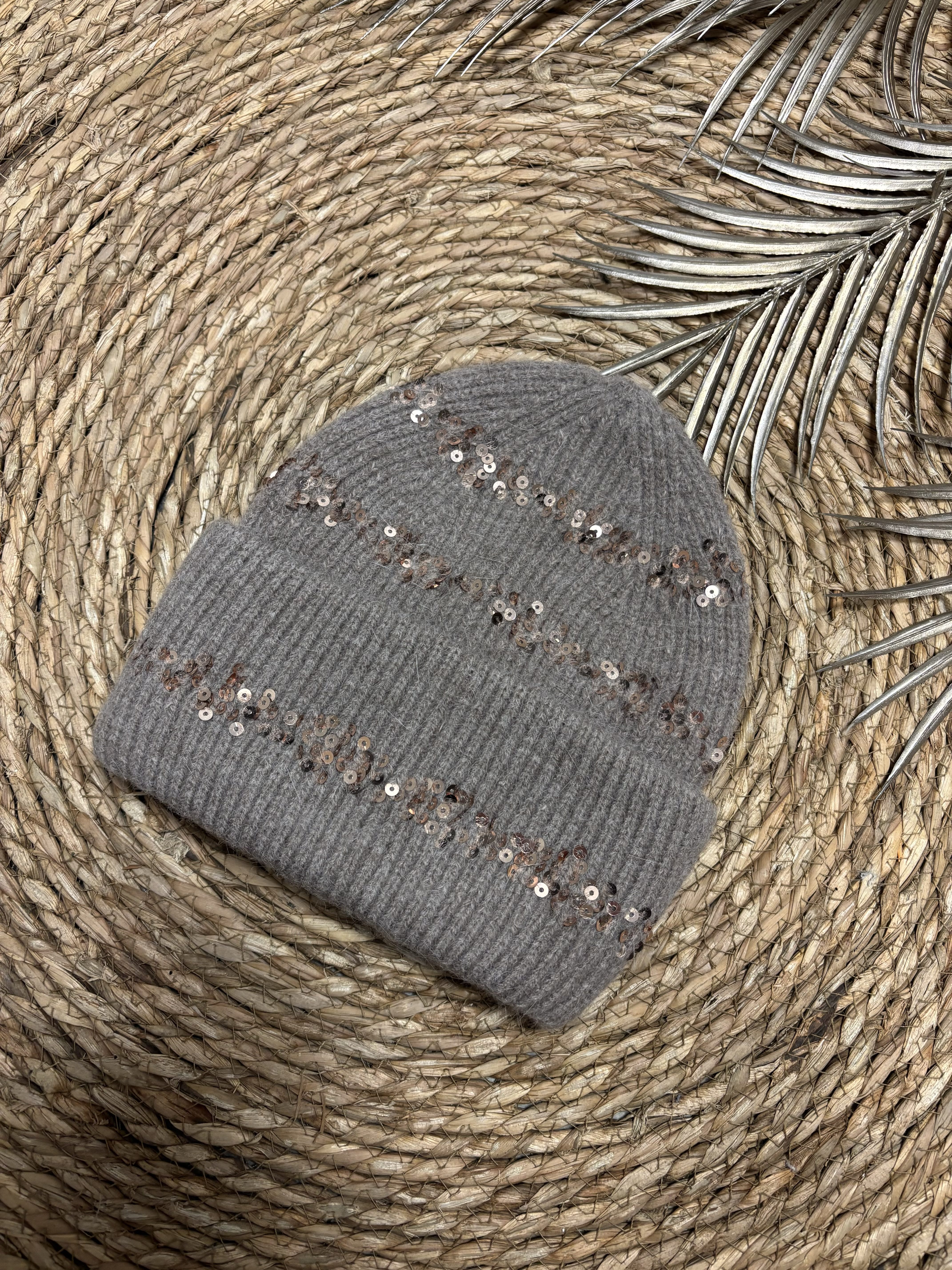 Muts Met Pailletten Taupe