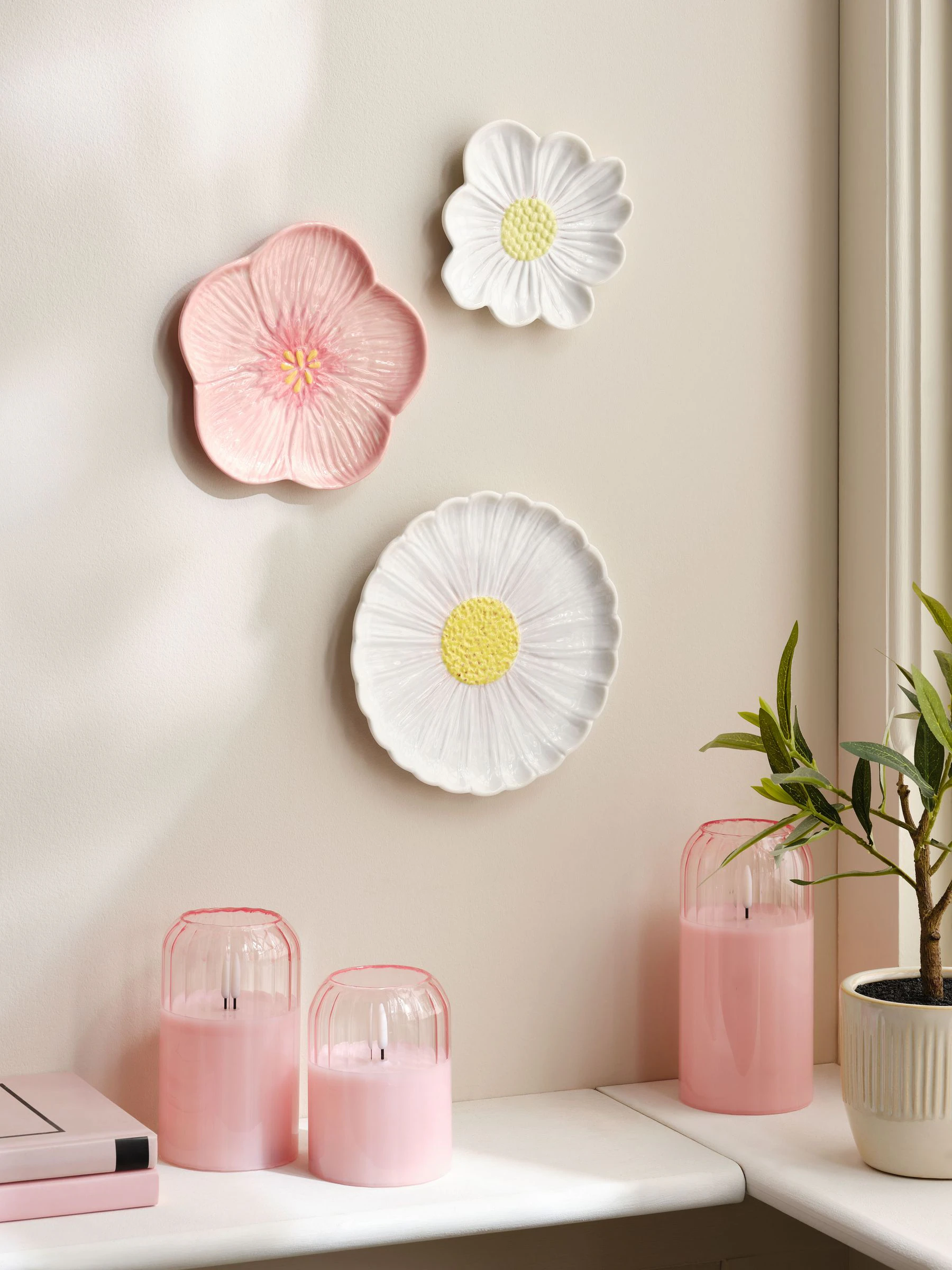Set of 3 Ceramic Flower Wall Art
