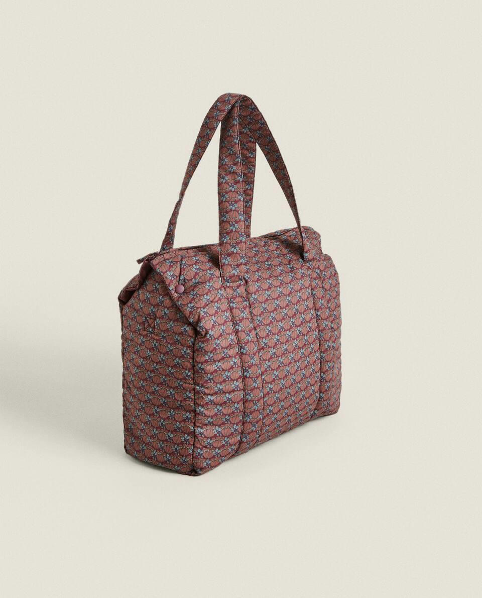 Bolsa de maternidade infantil feita com tecido Liberty