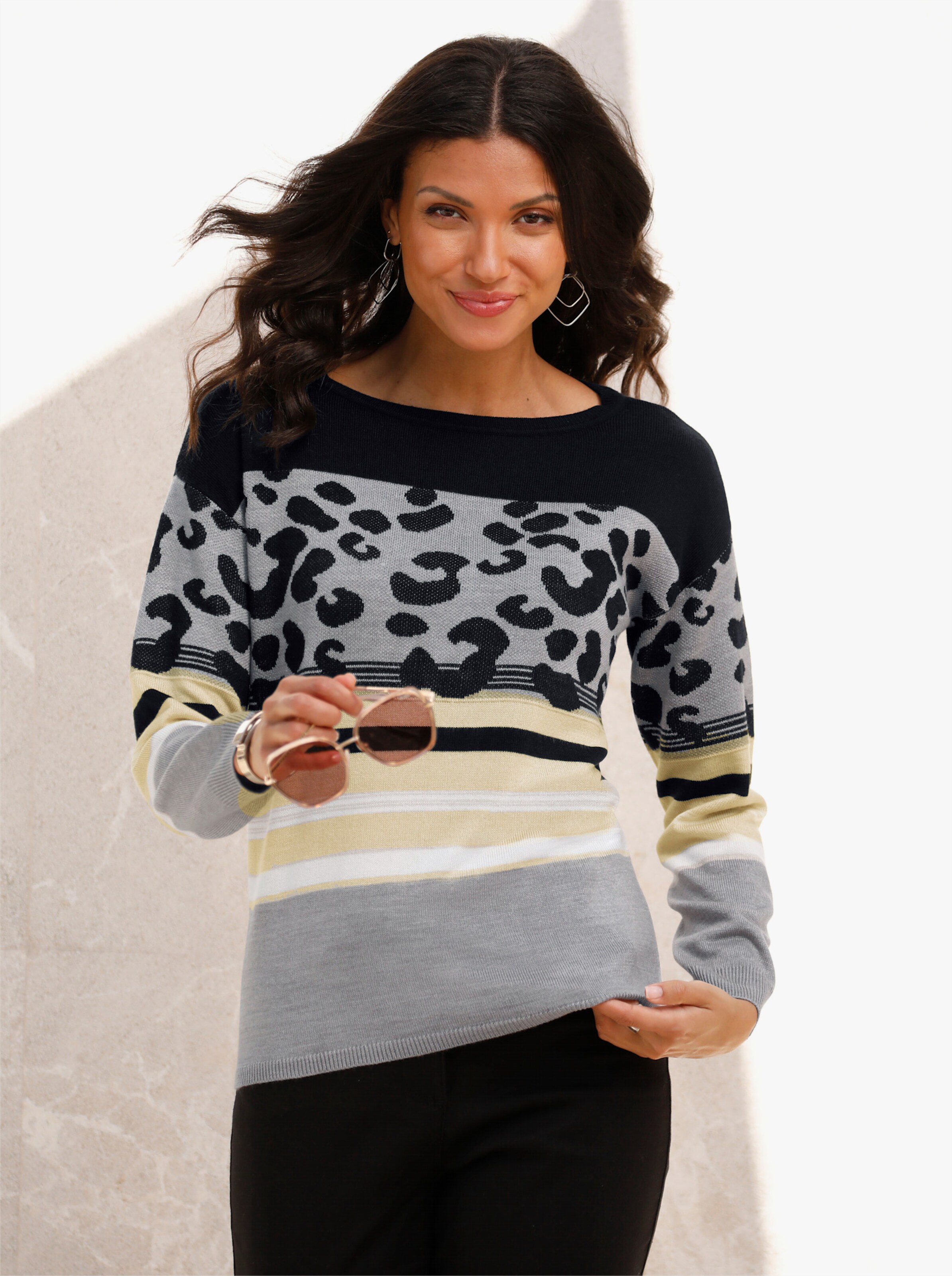 Rundhalspullover im Animal-Print, weich