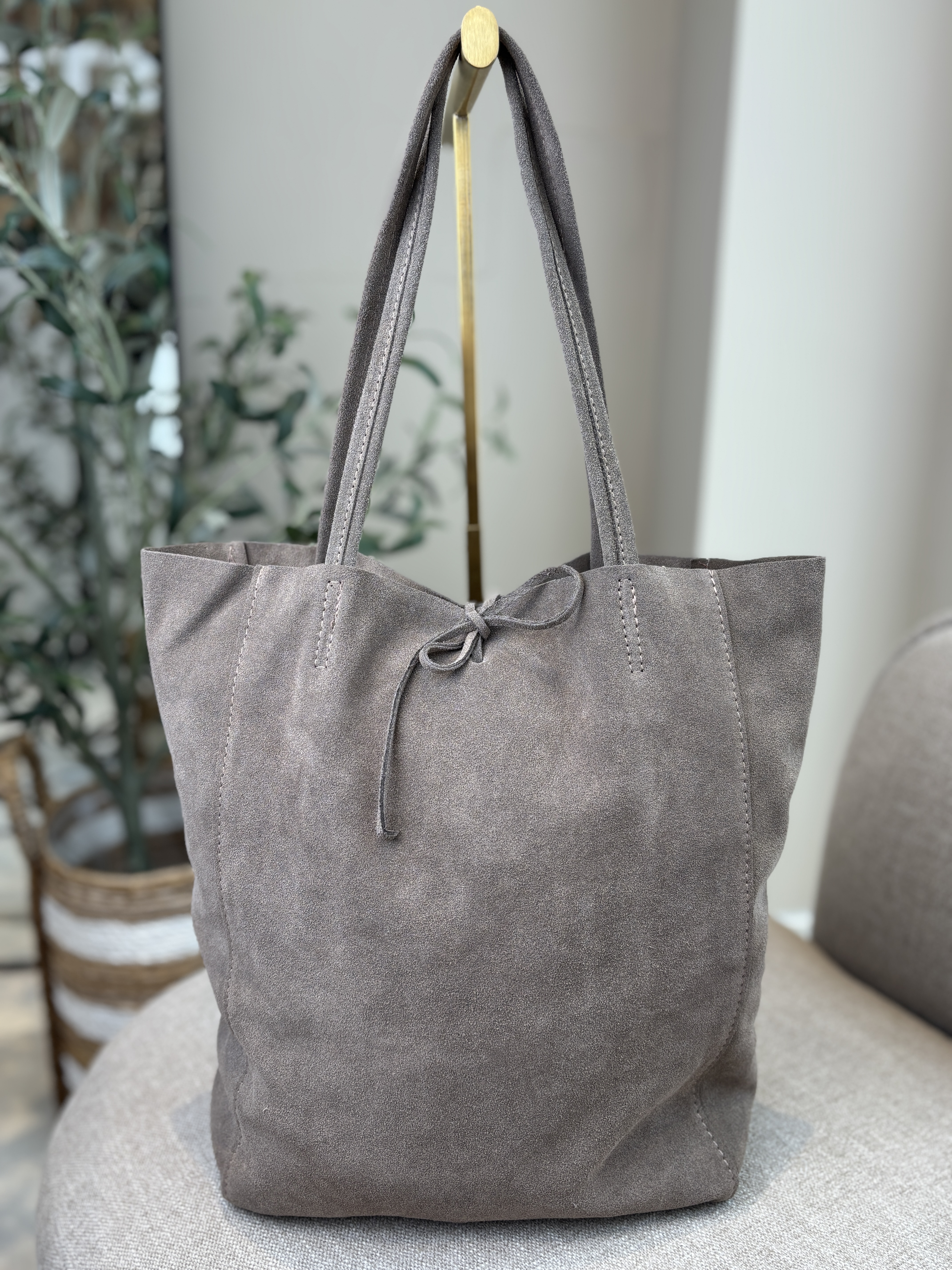 Mia Shopper - Suede Taupe