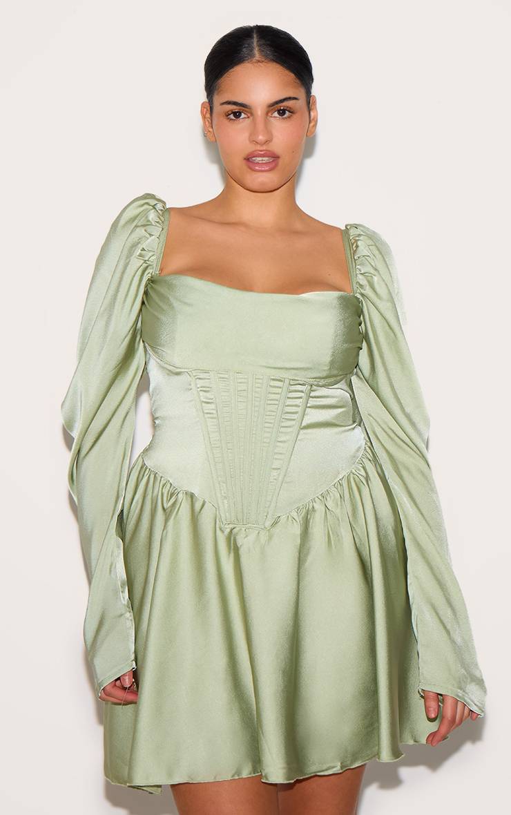 Vert Sauge Robe Droite Bouffante Grande Taille En Satin Avec Détail Corset