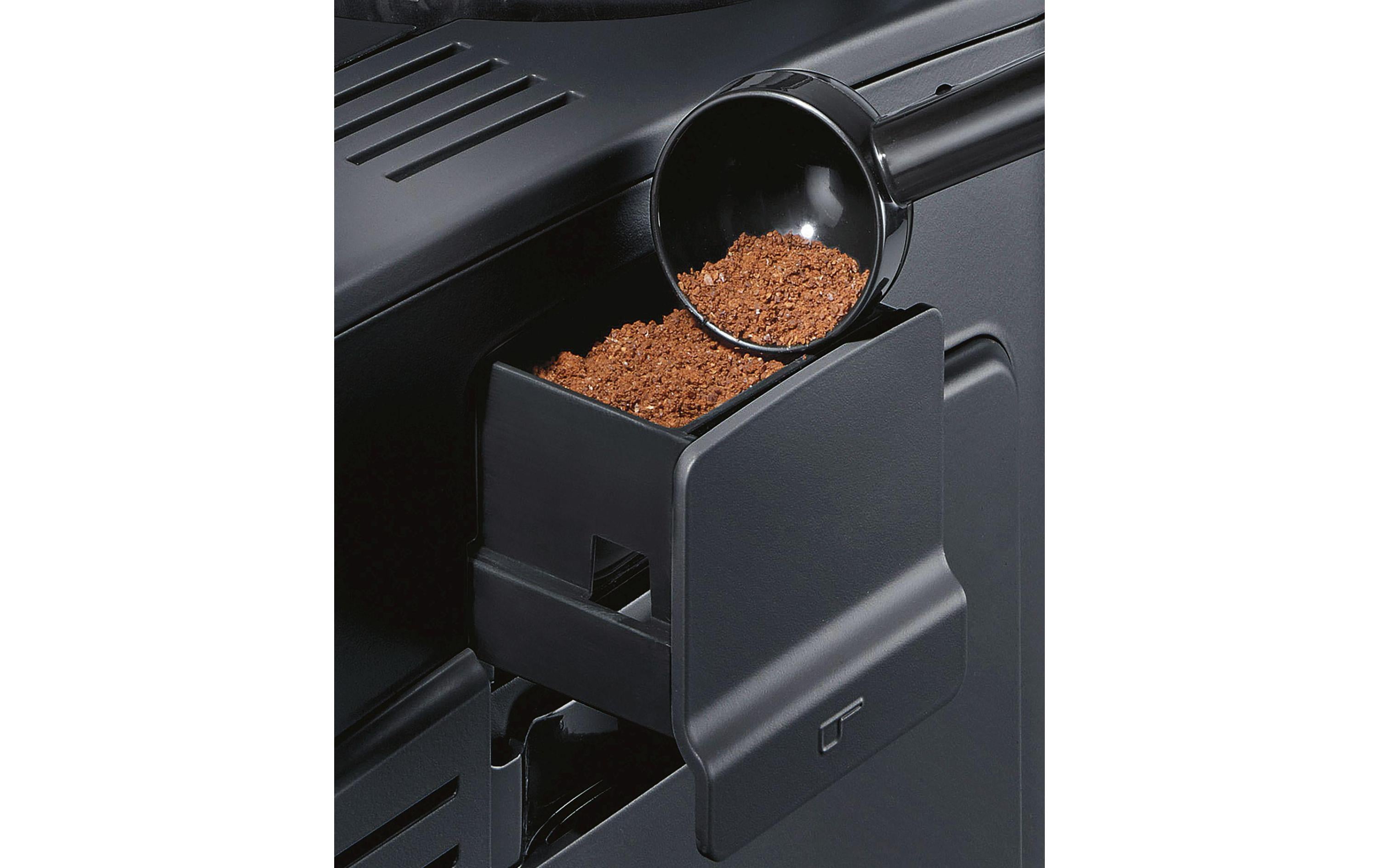 Kaffeevollautomat EQ.6 plus s100 Schwarz<br>Automatische Kaffeemaschine für die Zubereitung verschiedener Spezialitäten