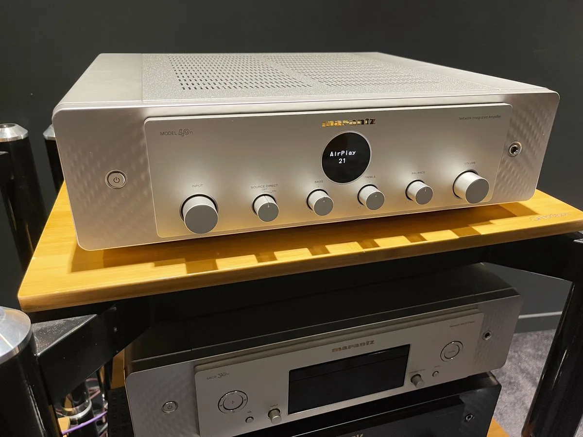 Marantz Model 40n Silver Amplis hi-fi stéréo