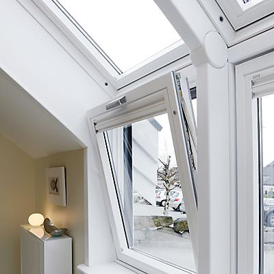 Verrière d'angle à souflet Velux VFE Tout confort bois UK31 2057 60 x h.134 cm
