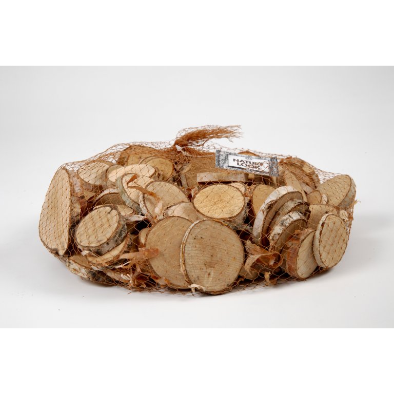 Holzscheiben mit Rinde