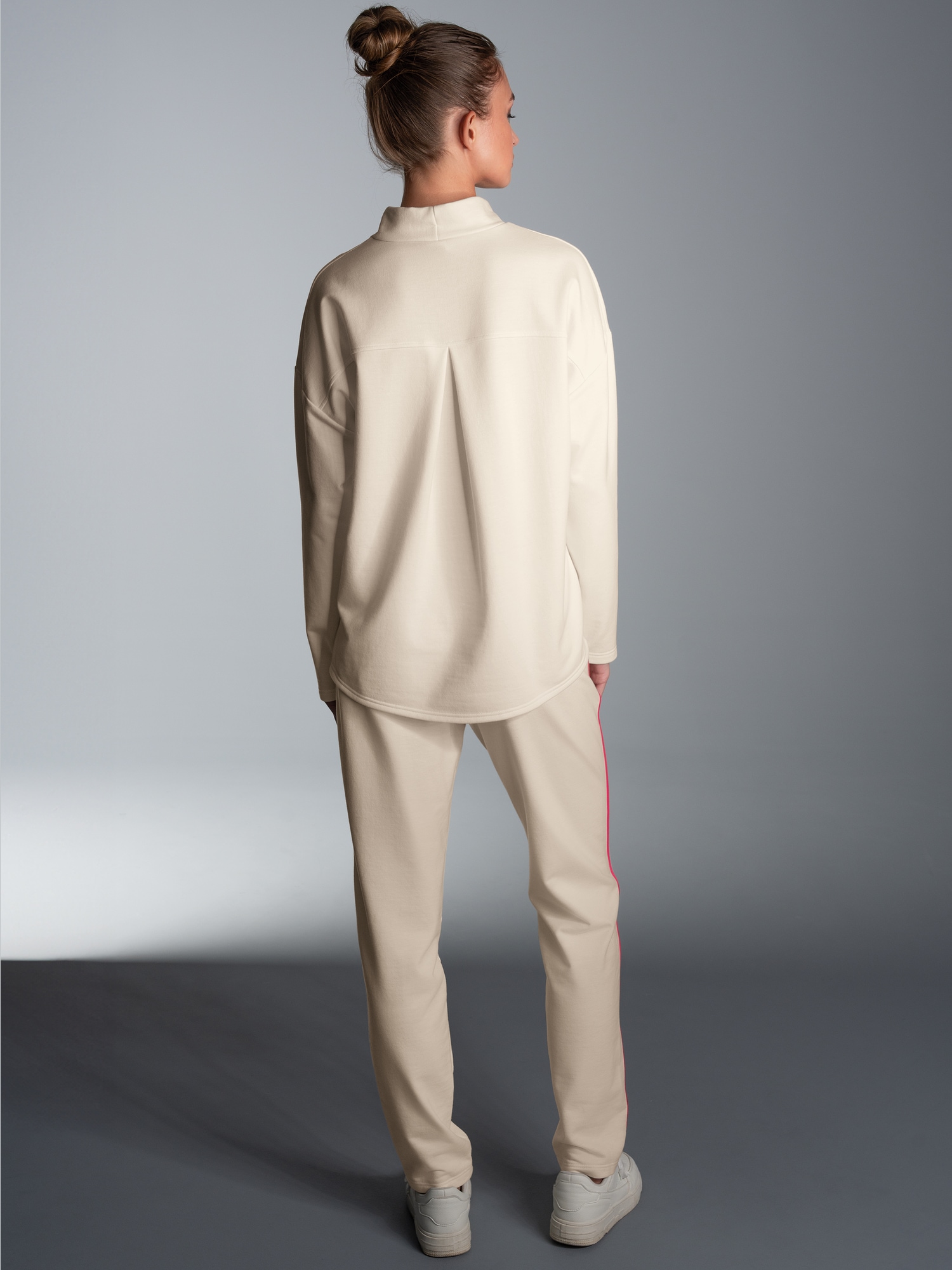 Oversized Jogginganzug mit Stehkragen Natur