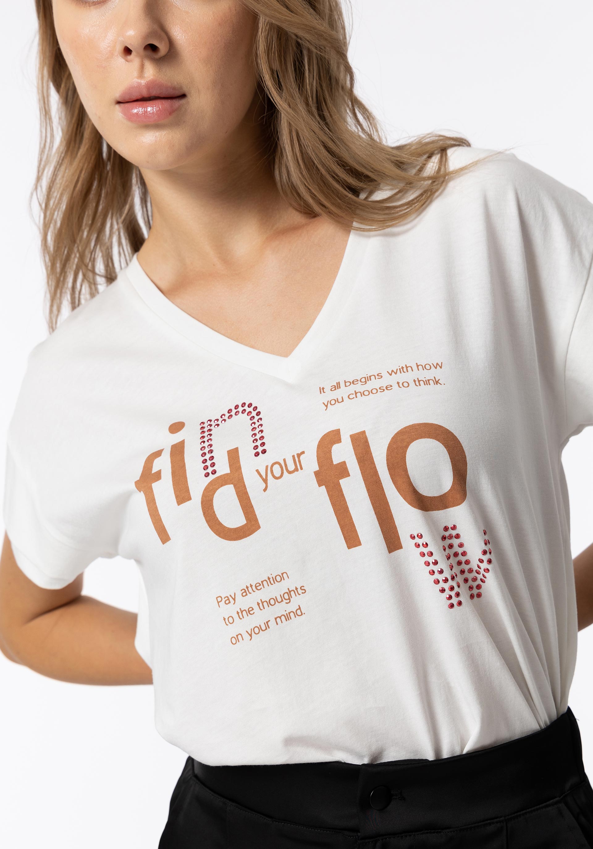 T-shirt com Mensagem e Aplicações