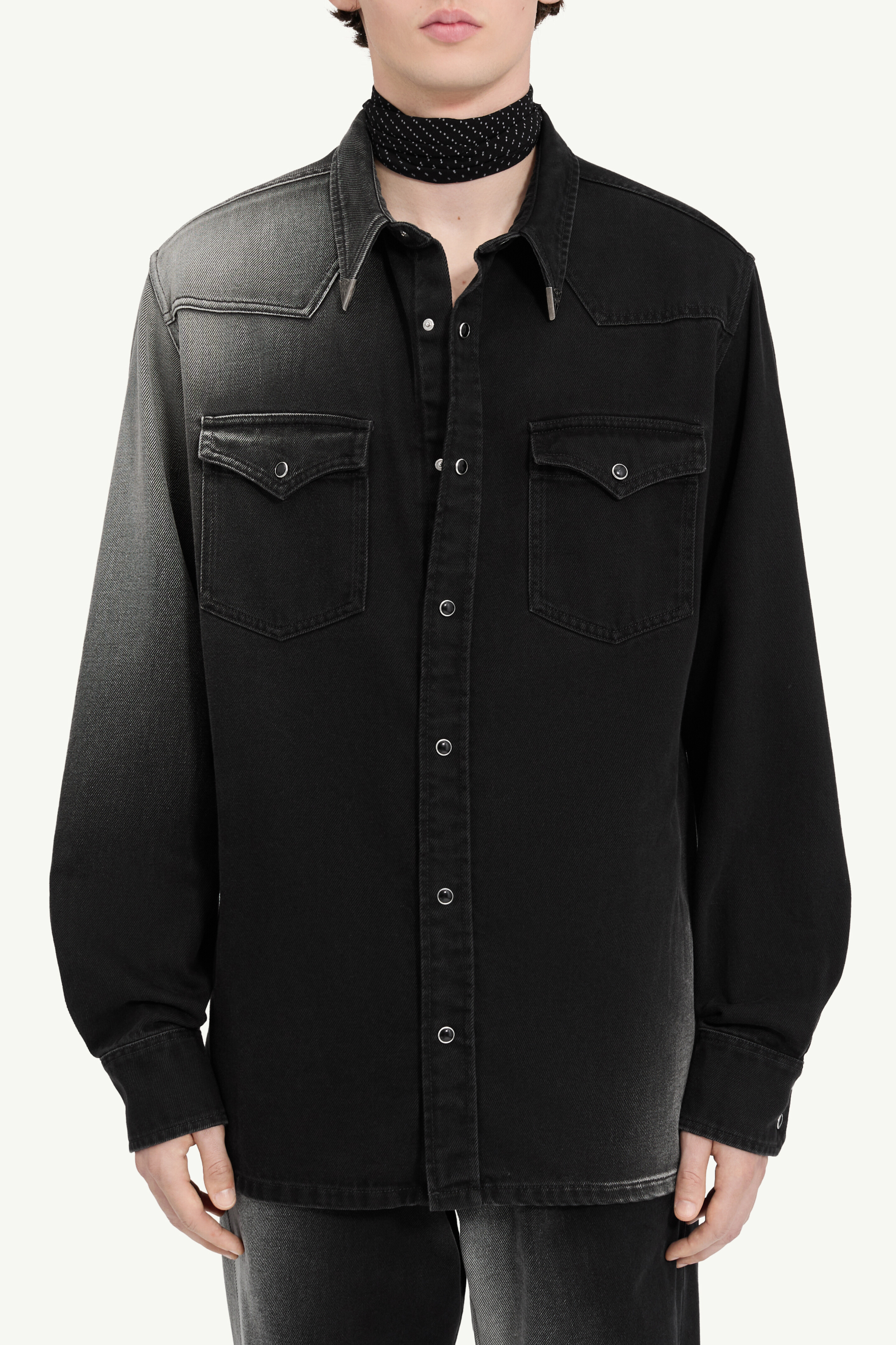 Chemise noire en denim pour homme | MM6
