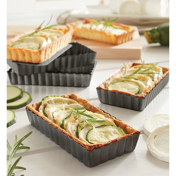 Set de 4 moules à tartelettes avec fonds amovibles Mathon