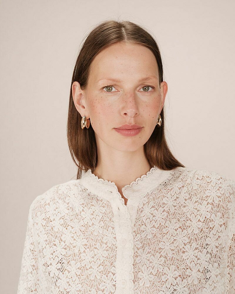 GRACE & MILA<br>Blusa de renda SWING
