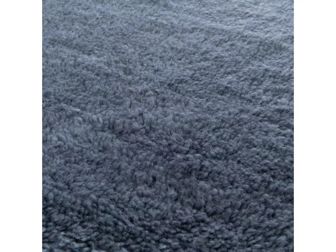 Tapis rectangulaire en laine à motif tissé main bleu 160 x 230 cm