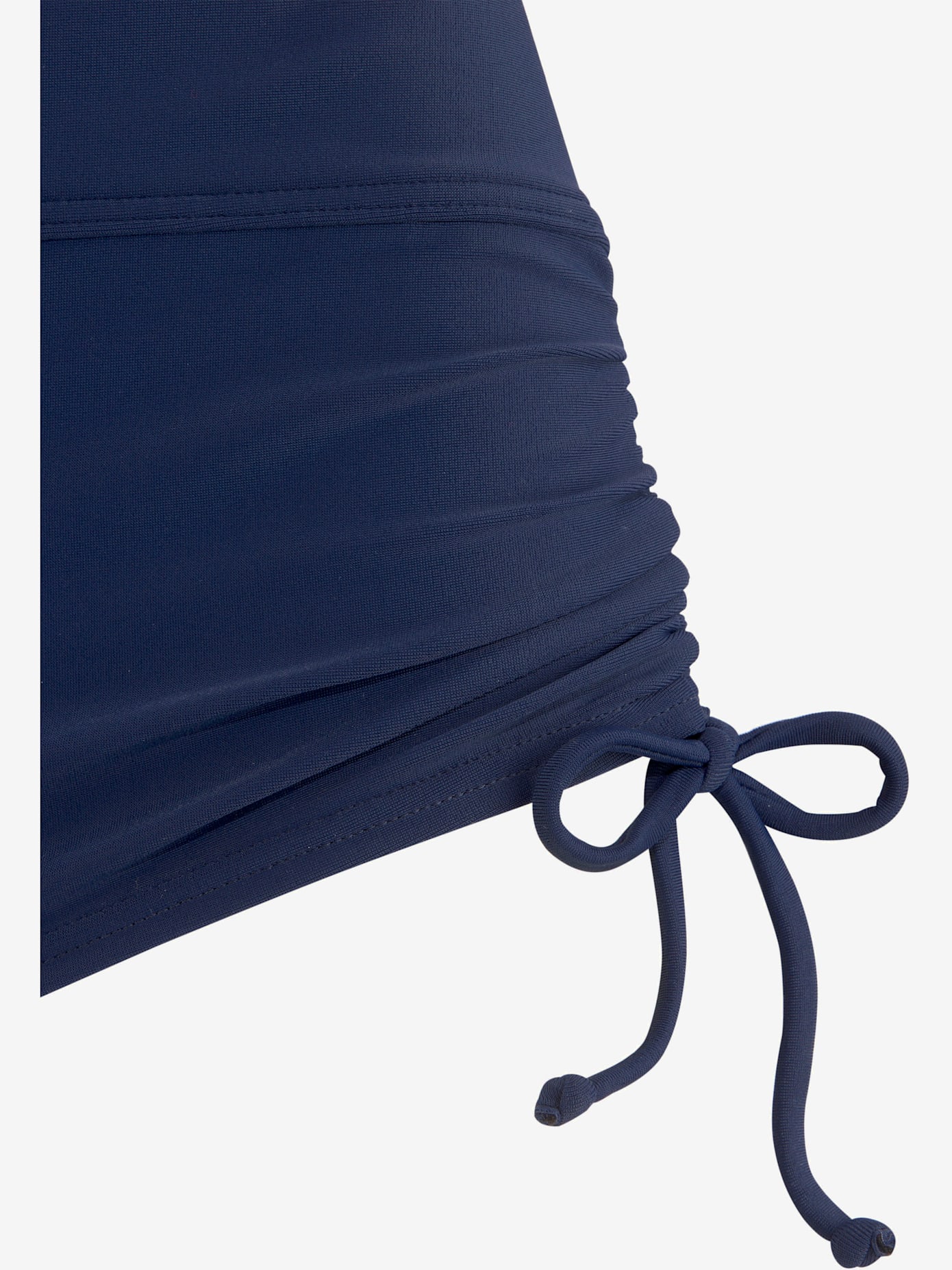 Bikini mini-short complément parfait