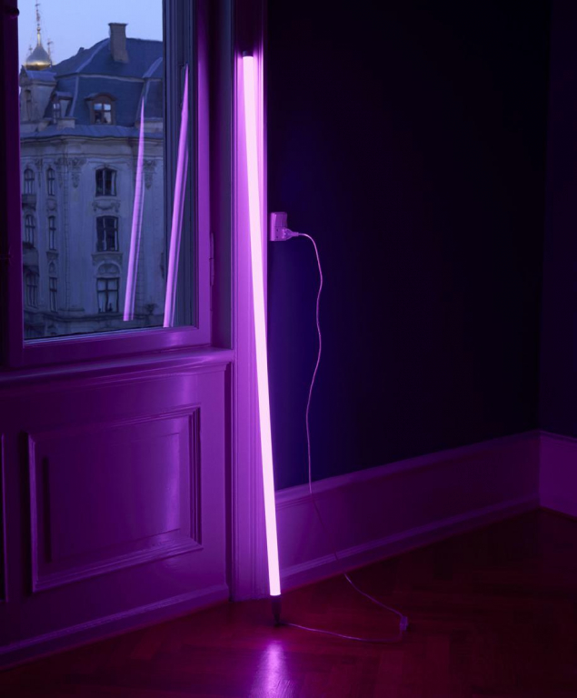 Hay Neon Tube LED lamp ijsblauw