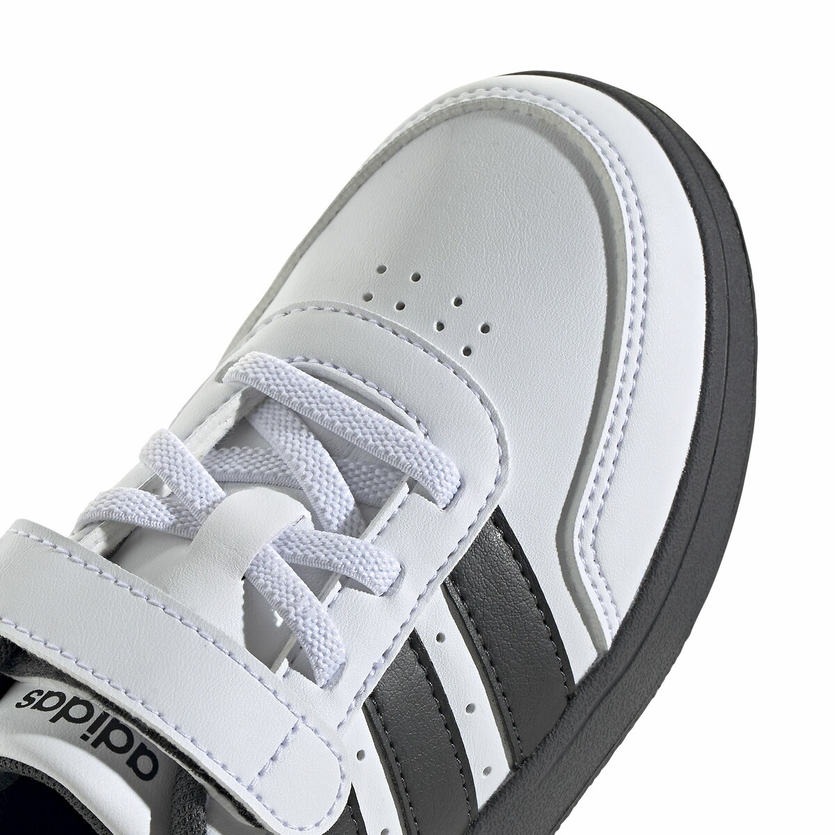 ADIDAS ROUPAS ESPORTIVAS<br>Tênis Breaknet Rei Leão