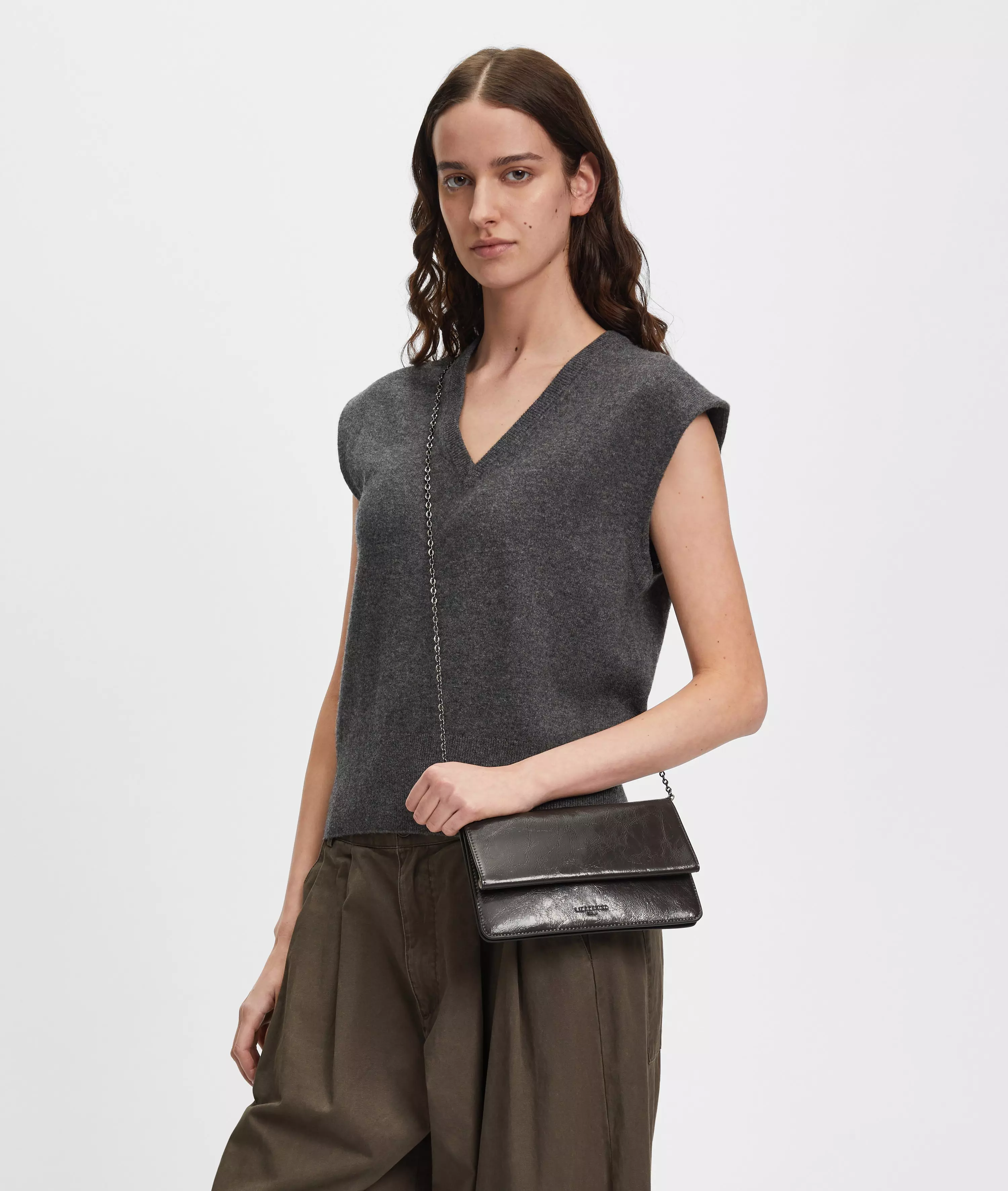 Audrey Clutch S Handy clutch in patent leather look with glossy finish