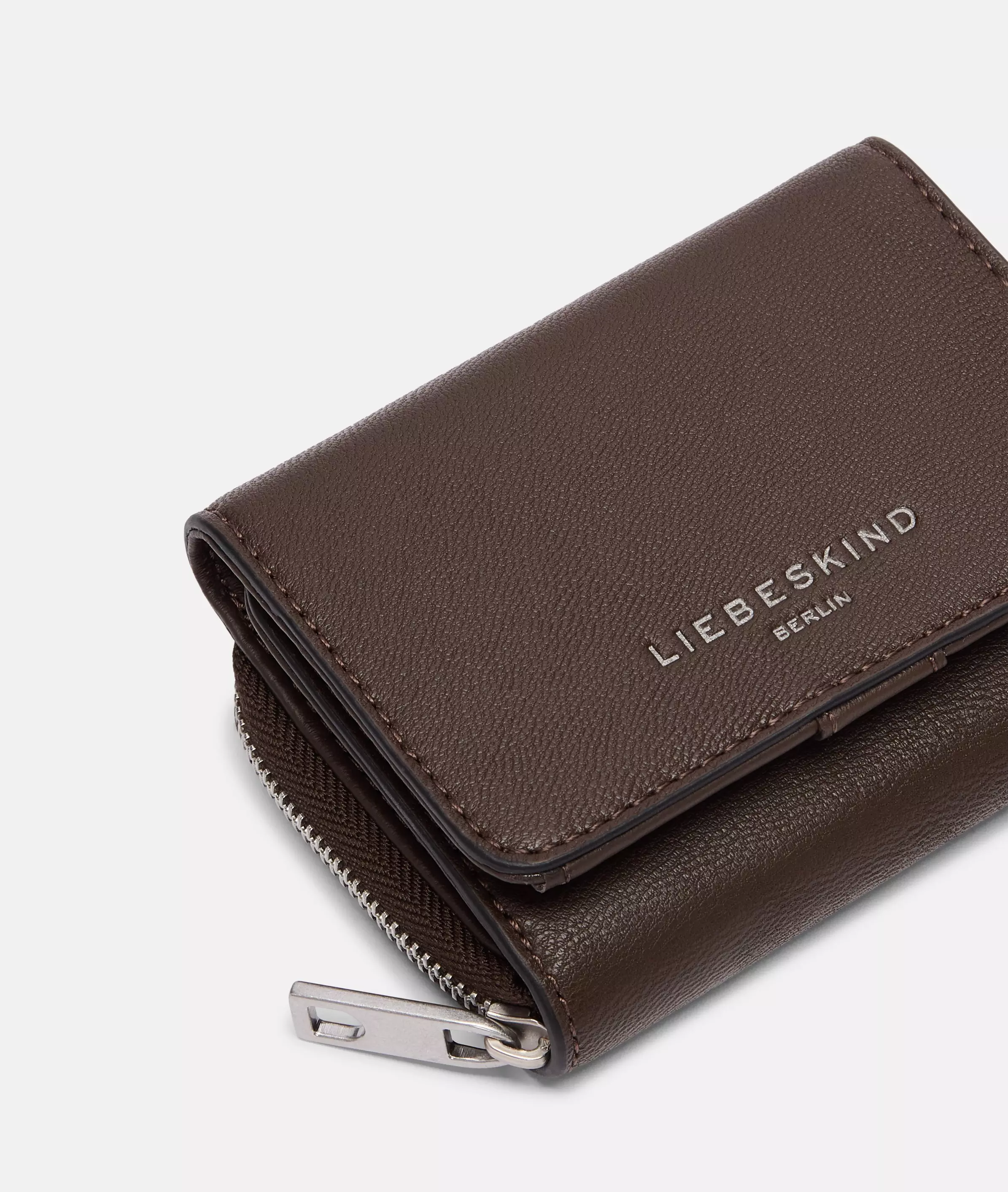 Wallet Spacious leather wallet