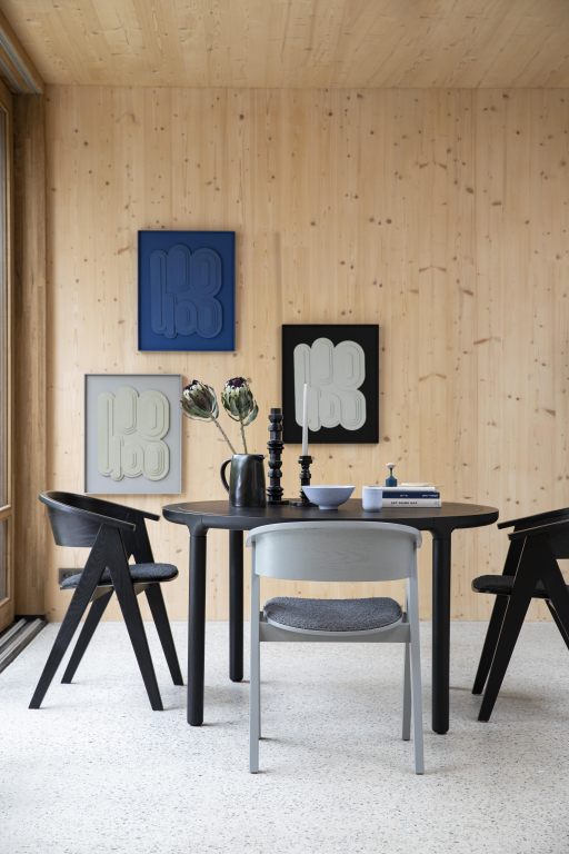 Zuiver Storm eettafel Ø128 zwart