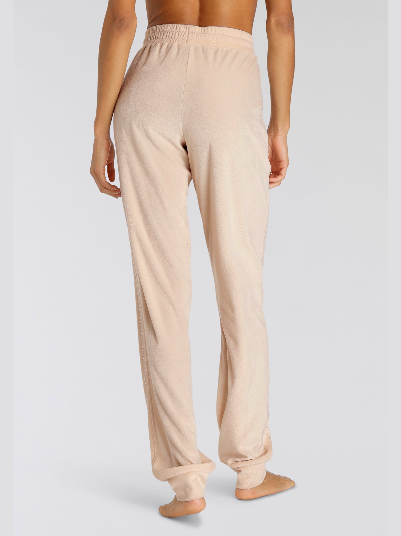 Pantalon en velours ras à la coupe étroite