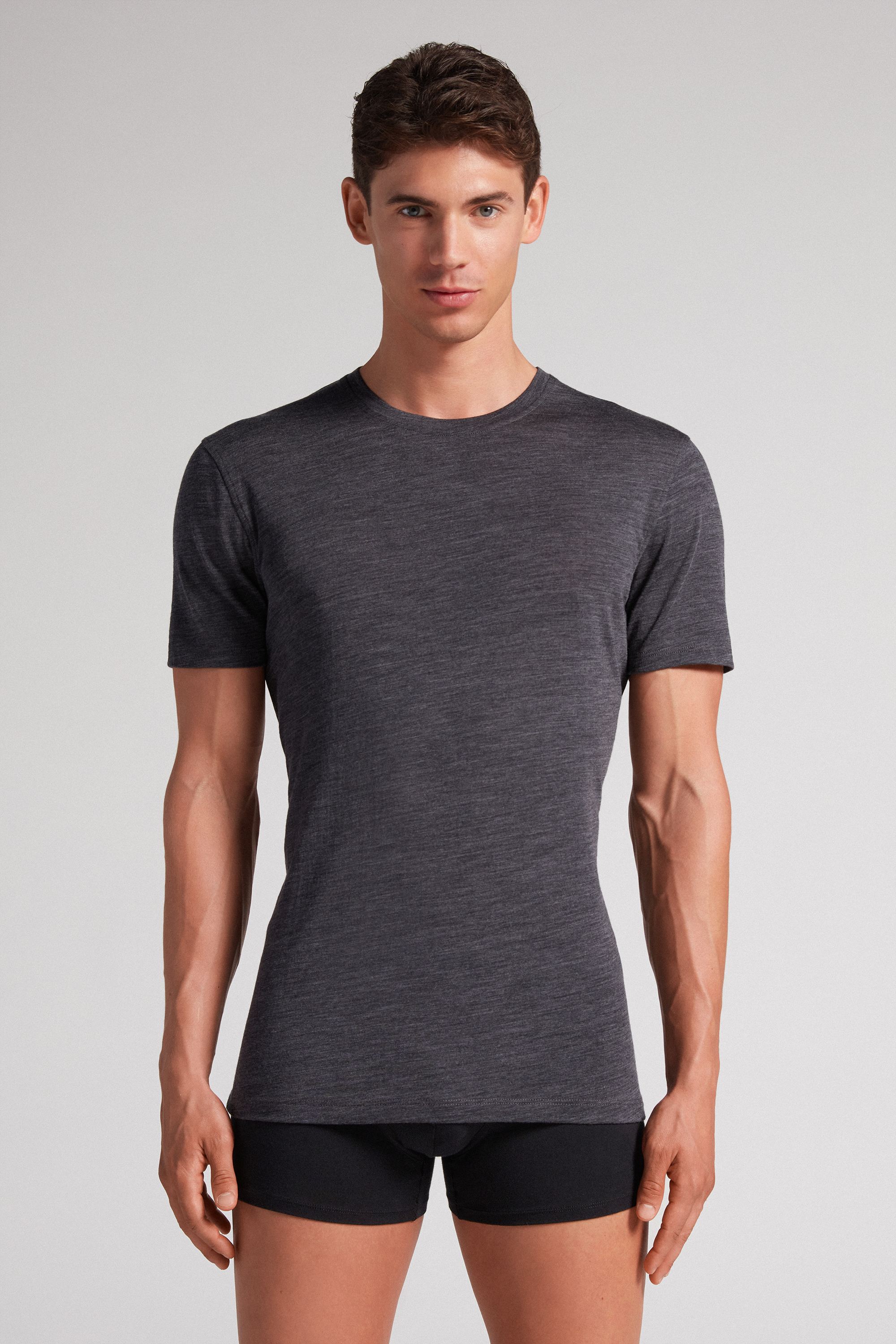Camiseta de manga curta em lã merino elástica