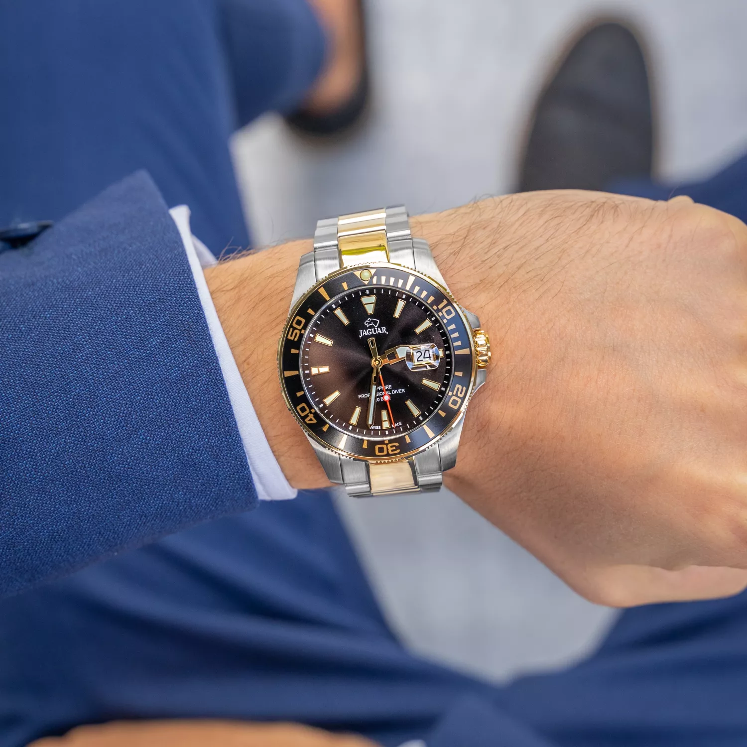 Jaguar Executive Diver J863/D