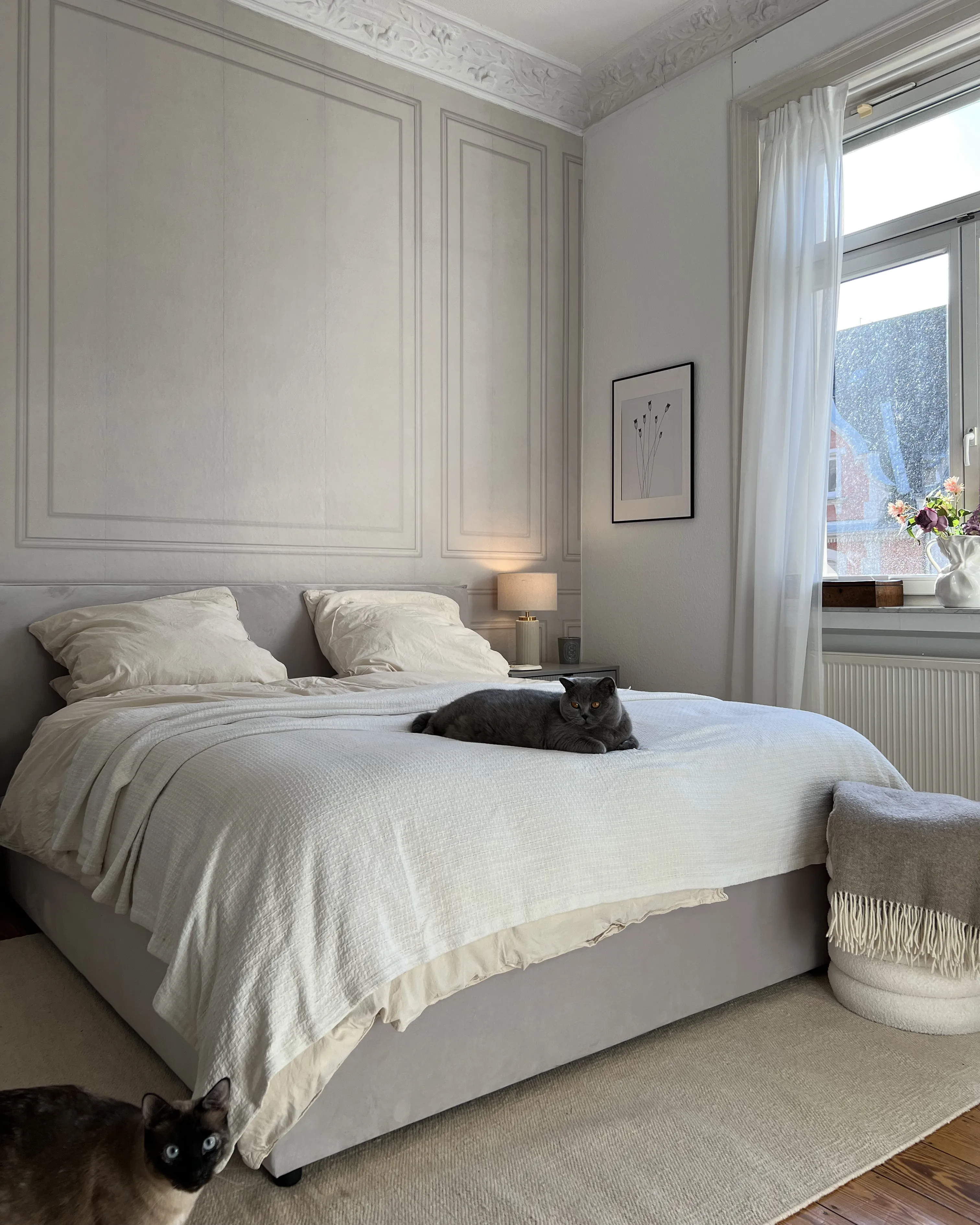 Bed met opbergruimte Fluweel LAVAUR 180 x 200 cm Gebroken wit