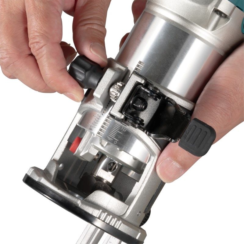 Makita RT0702C 230 V Kantenfrees