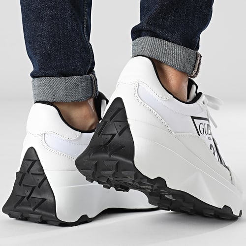 Baskets Femme FL7C4BFAB12 Blanc Noir