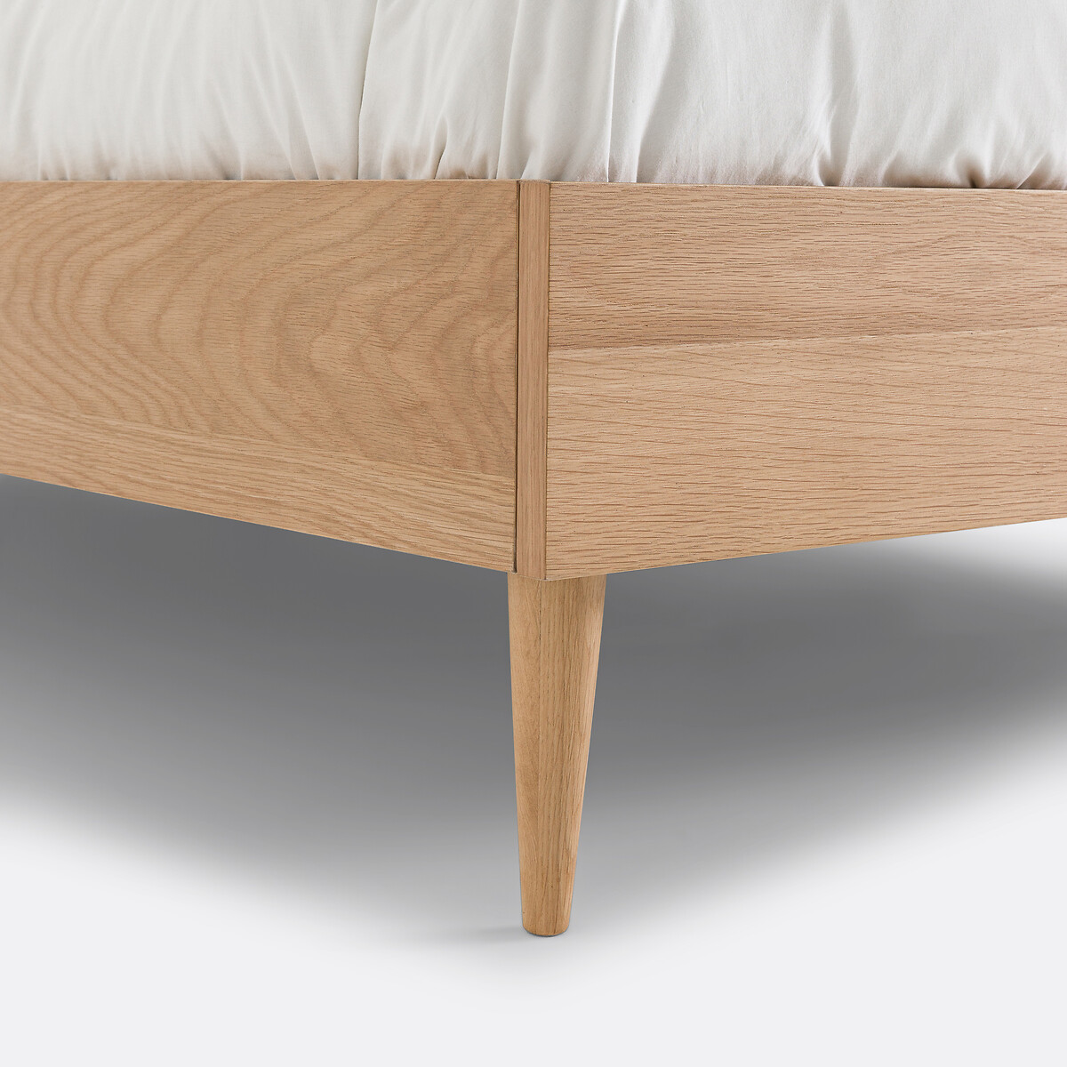 LA REDOUTE INTERIEURS<br>Cama de vime com estrado de ripas, Buisseau
