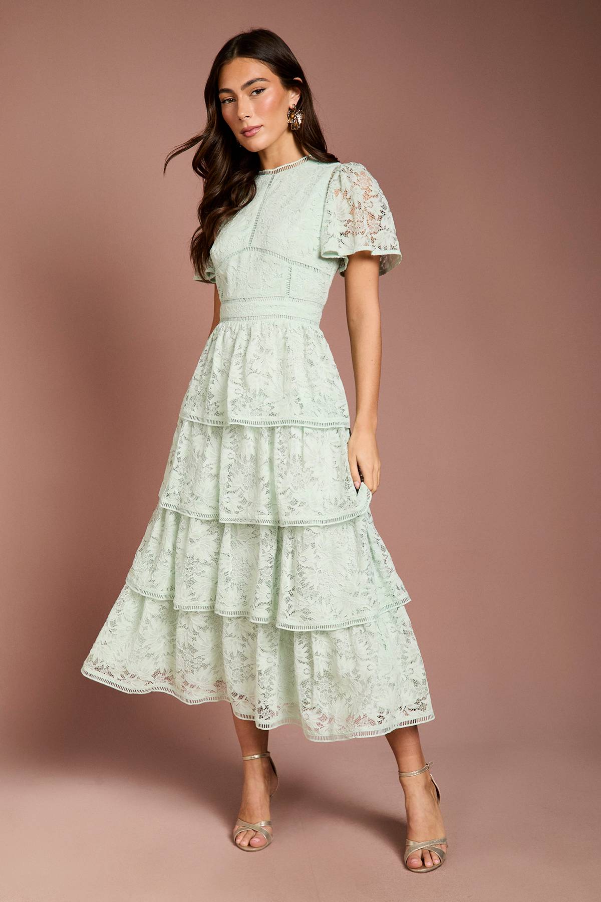 Coast Robe en Dentelle à Volants avec Manches Papillon et Finitions