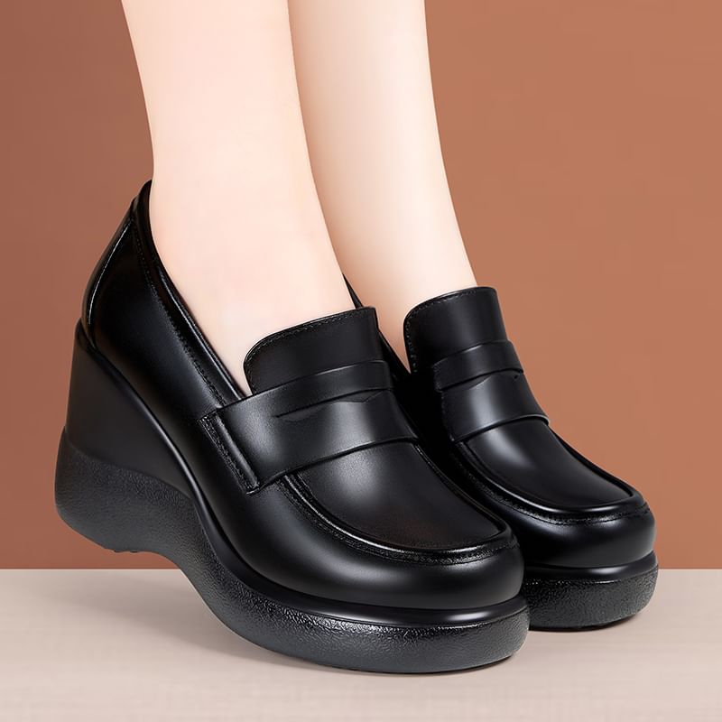 Obelie - Platform Wedge Penny Loafer Pumps