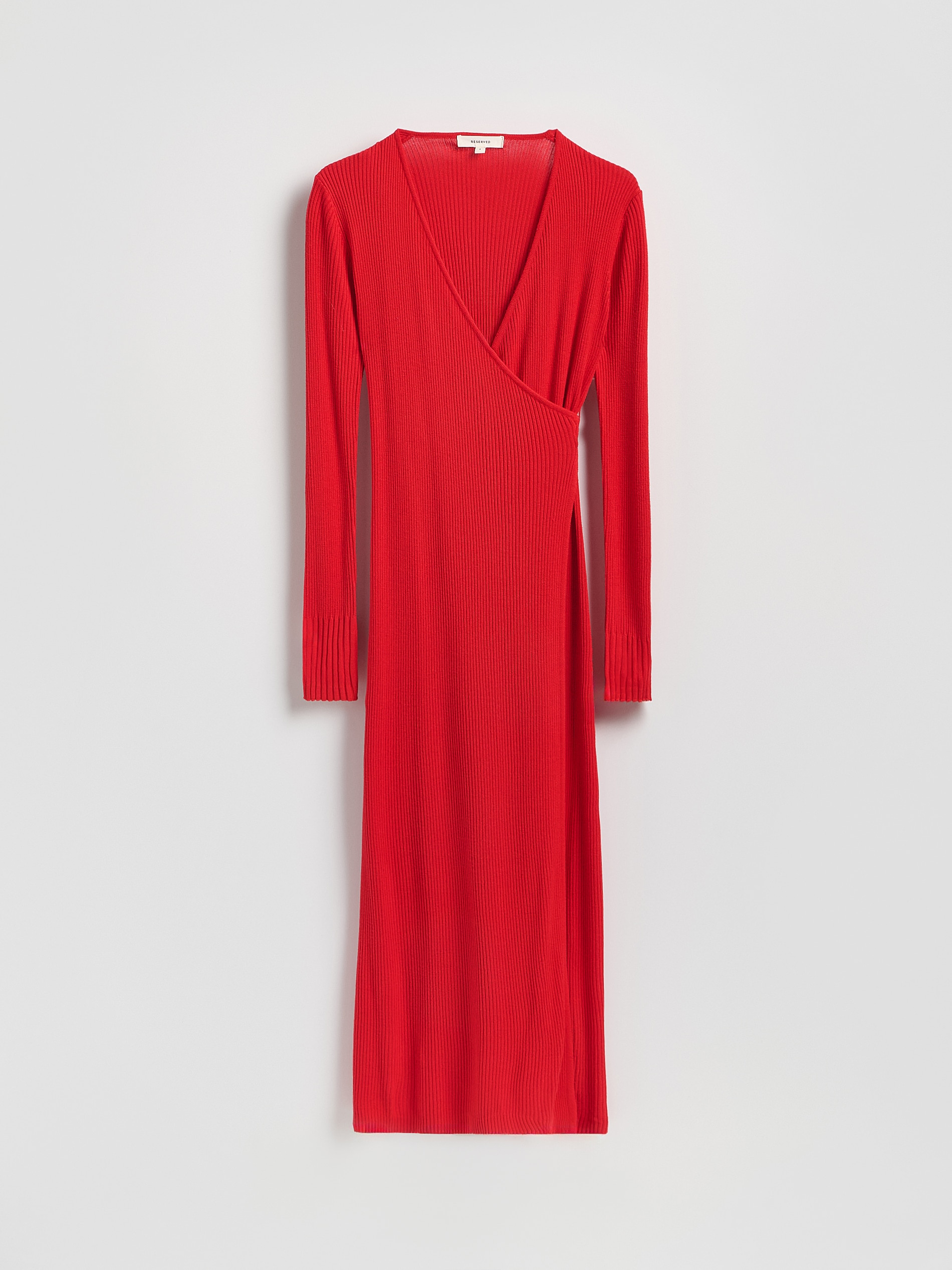 Geripptes Kleid mit Bindung