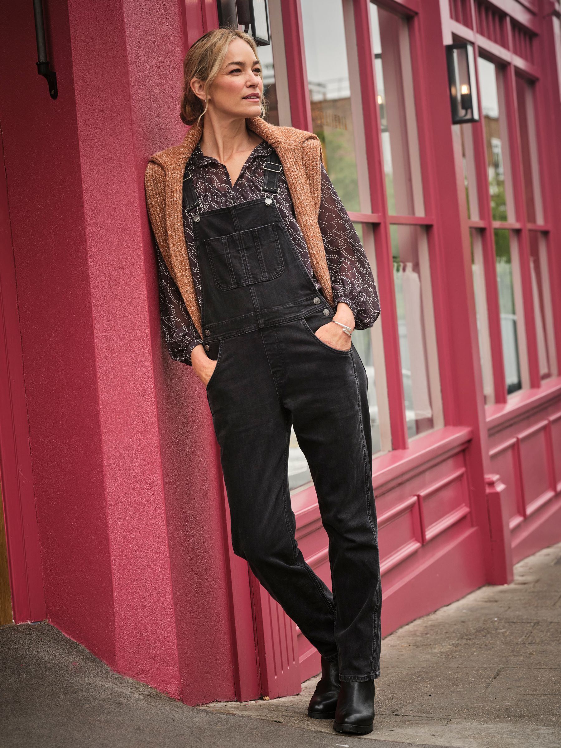 Zwarte wassing - FatFace Dungaree
