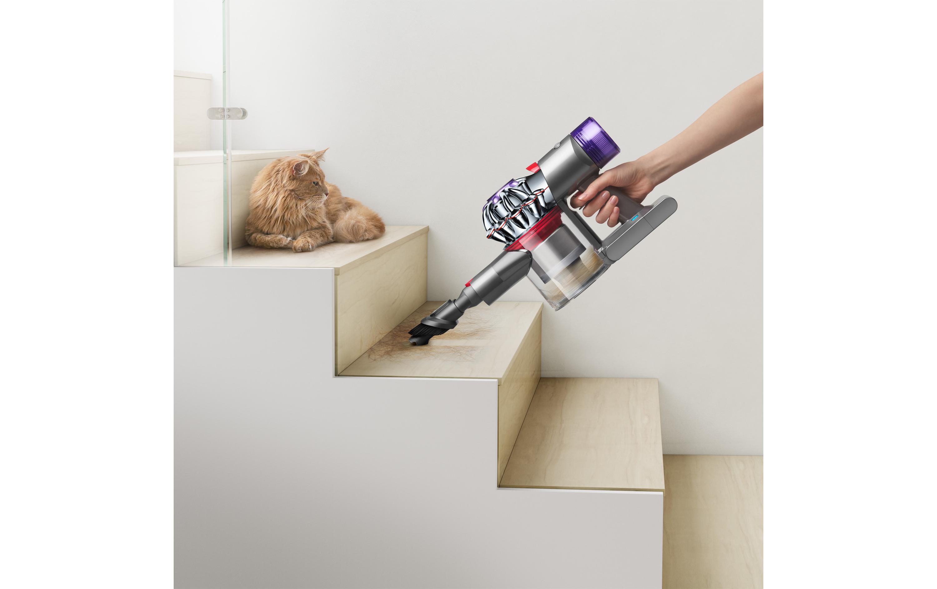 Akku-Hand- und Stielsauger V8 Advanced Silber/Violett<br>Kabelloser Staubsauger für Haushalte mit Haustieren