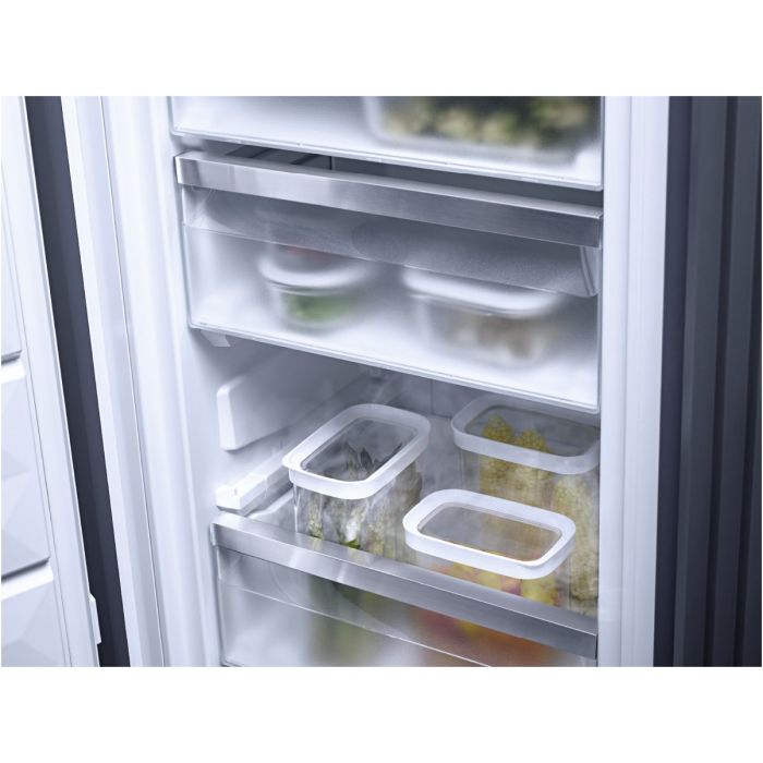 Miele Einbau-Gefrierschrank FNS 7470 D