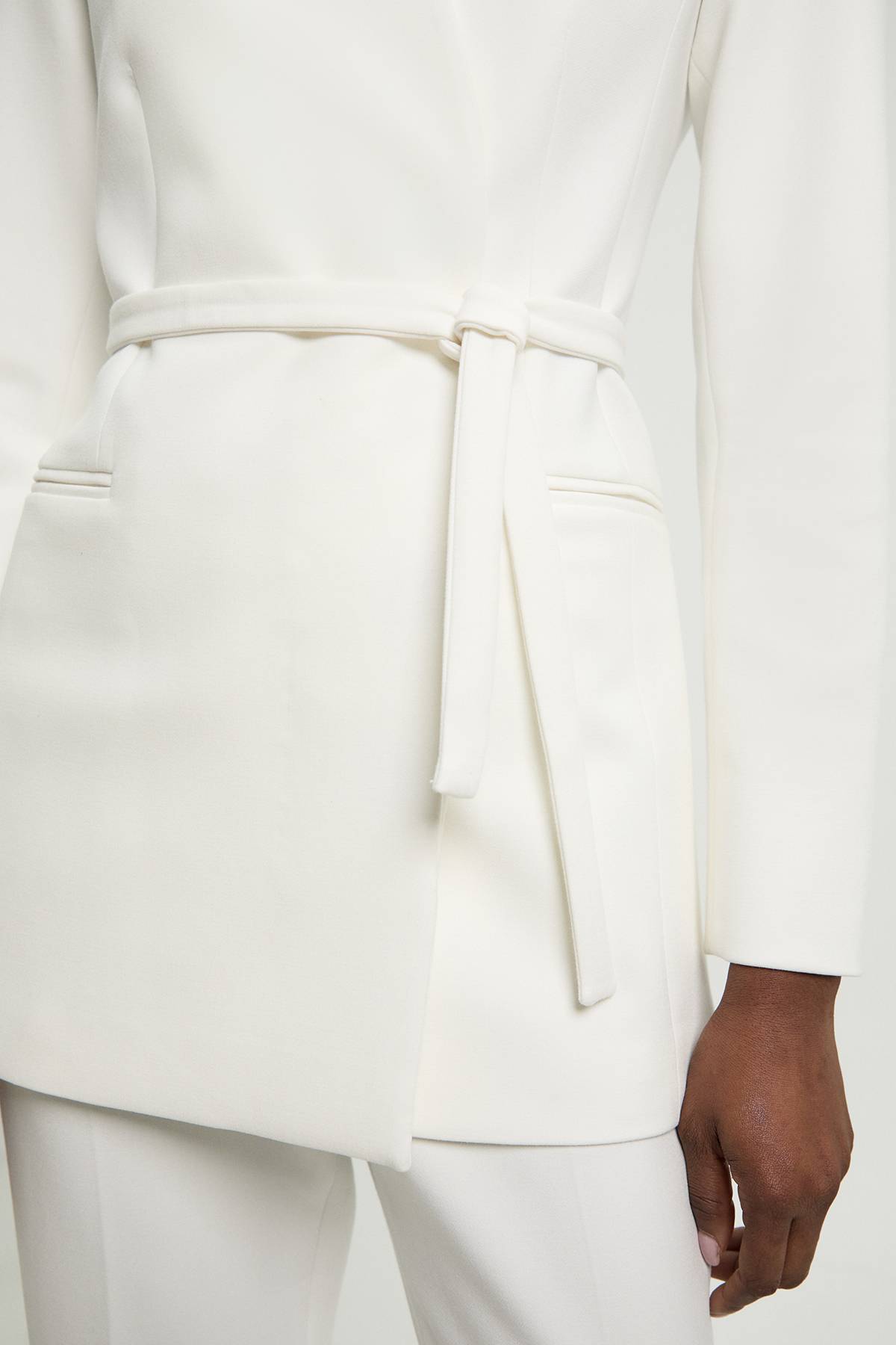 KarenMillen Blazer Ceinturé Sans Col Ajusté