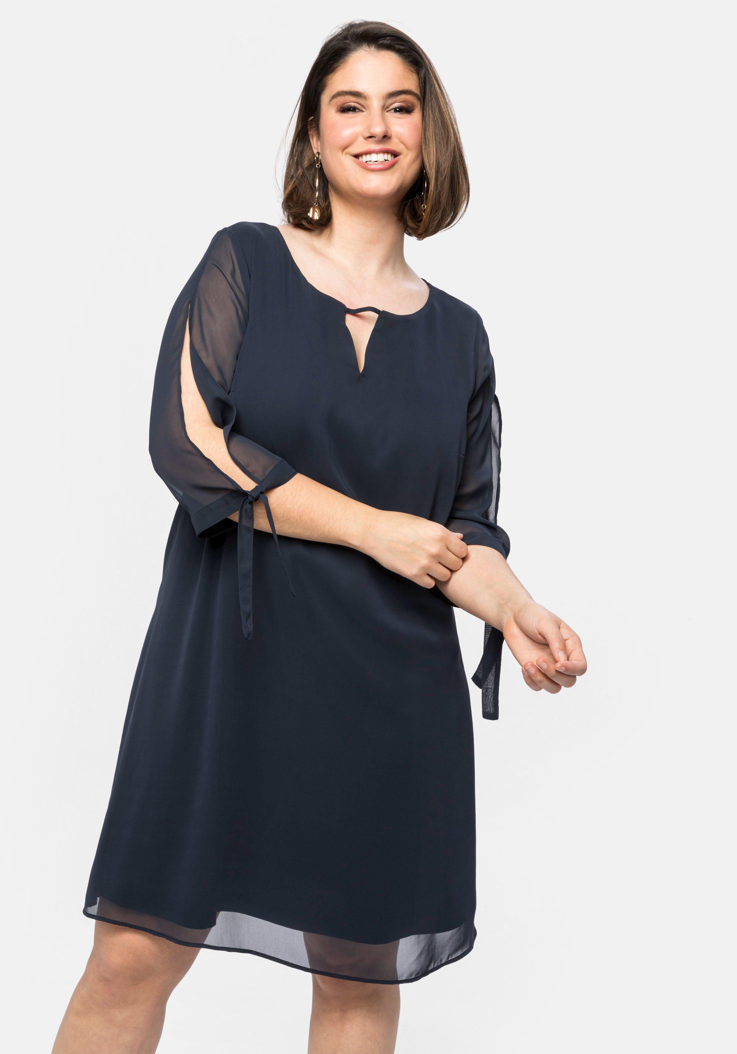 Chiffonkleid im Lagenlook, mit geschlitztem Ärmel